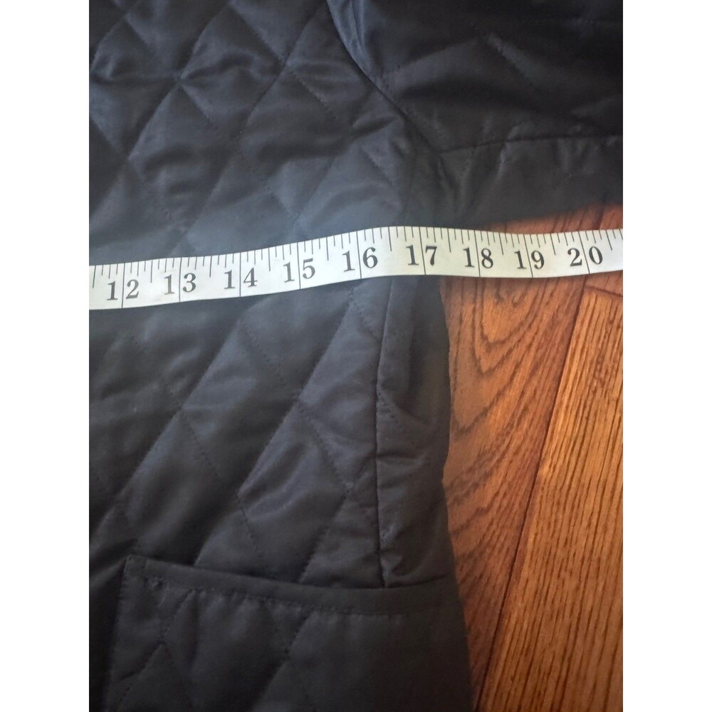 Burberry Black Quilted Jacket with Vintage Check Lining - Picture 8 of 9